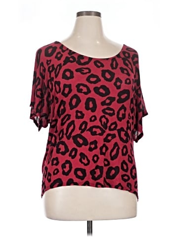Julie's Closet Short Sleeve T-Shirt (view 1)