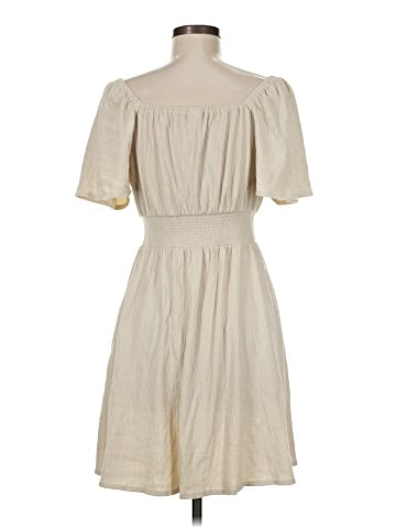 Old Navy Casual Dress (view 2)