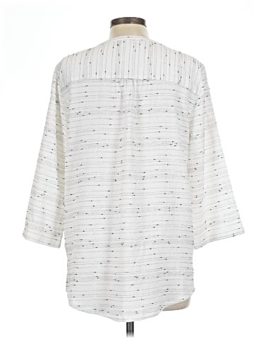 Liz Claiborne 3/4 Sleeve Button-Down Shirt (view 2)