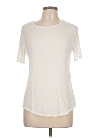 Victoria's Secret Short Sleeve T-Shirt (view 1)