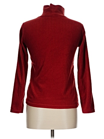 Uniqlo Turtleneck Sweater (view 2)
