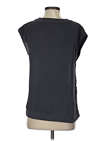 H&M Sleeveless Blouse (view 2)