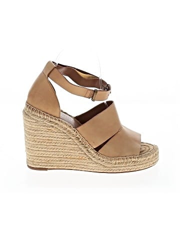 Treasure & Bond Wedges (view 1)