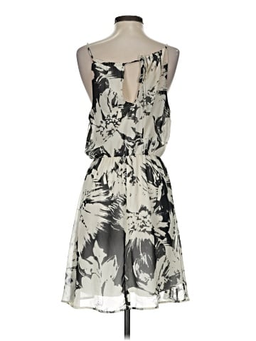Everly Casual Dress (view 2)