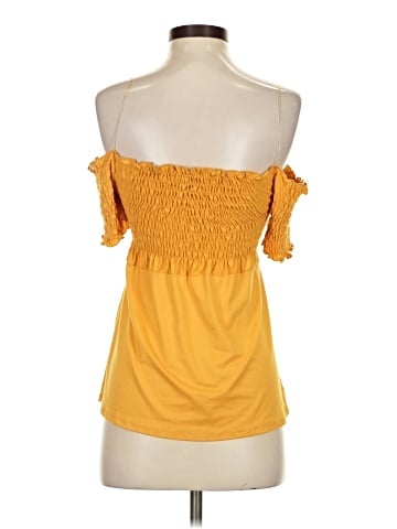 Charlotte Russe Sleeveless Blouse (view 2)