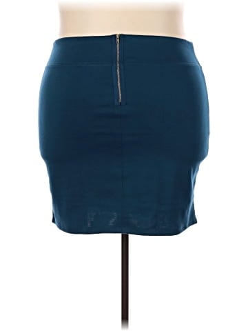 Tresics Casual Skirt (view 2)