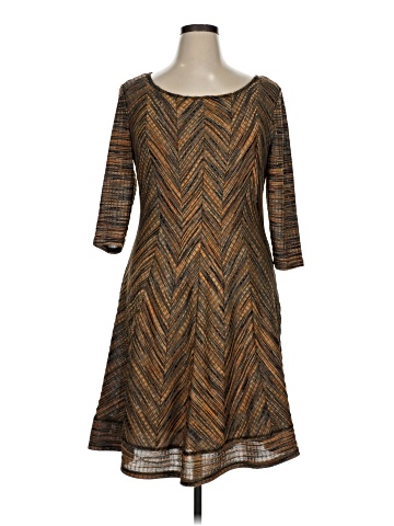 Robbie Bee Casual Dress (view 1)
