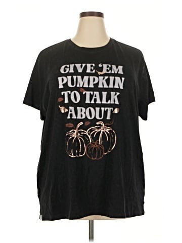 Maurices Short Sleeve T-Shirt (view 1)