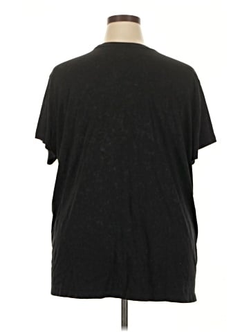 Maurices Short Sleeve T-Shirt (view 2)