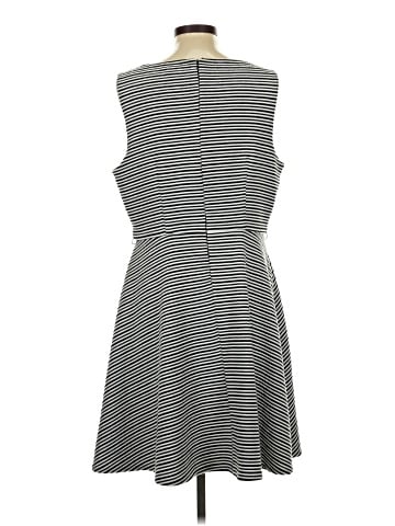 Elle Casual Dress (view 2)
