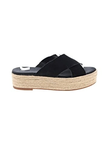 BP. Sandals (view 1)