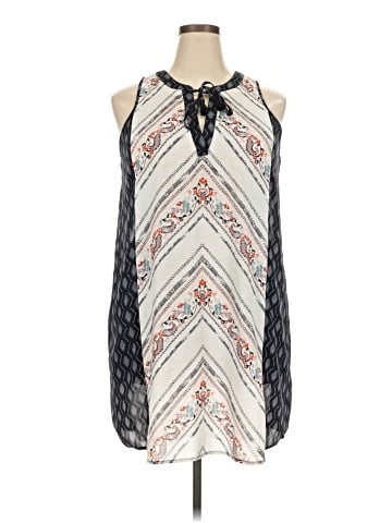 Xhilaration Casual Dress (view 1)