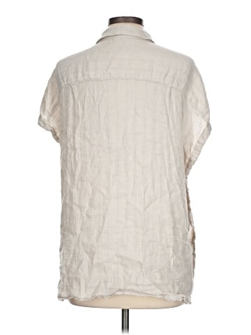 CAbi Sleeveless Button-Down Shirt (view 2)