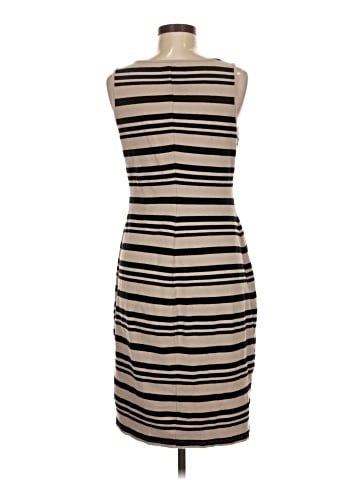 Old Navy Casual Dress (view 2)