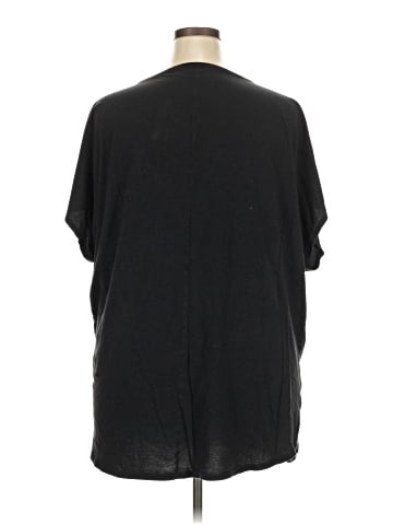 Victoria's Secret Short Sleeve T-Shirt (view 2)