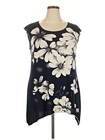 Vanilla Star Sleeveless Blouse (view 1)