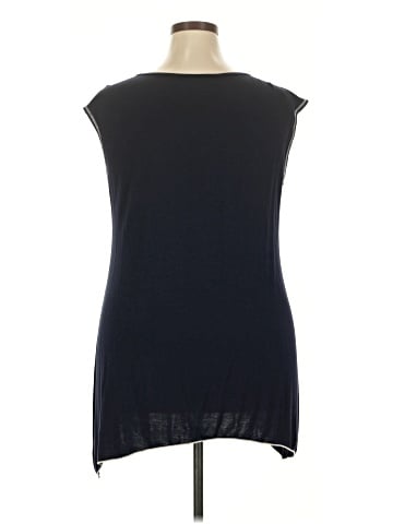 Vanilla Star Sleeveless Blouse (view 2)