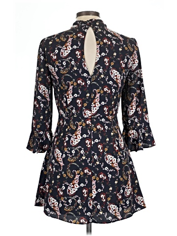 Slate & Willow Casual Dress (view 2)