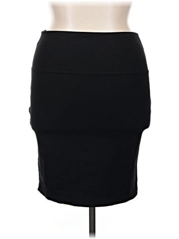 Lyssé Casual Skirt (view 2)
