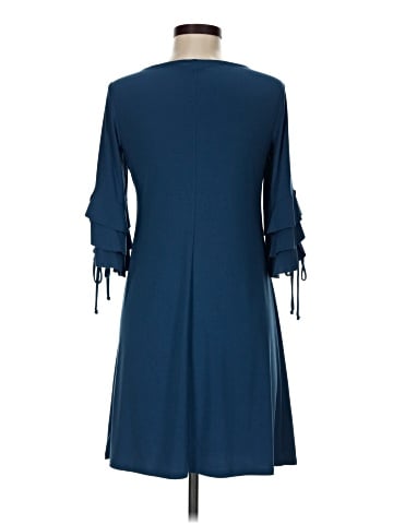 Roz & Ali Casual Dress (view 2)