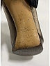 Gucci Metallic Gray Metallic Leather Pumps Size 7 1/2 - photo 4