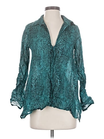 Cailey 22 3/4 Sleeve Blouse (view 1)
