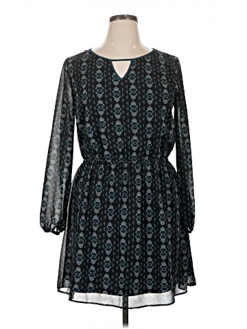 Xhilaration Casual Dress (view 1)
