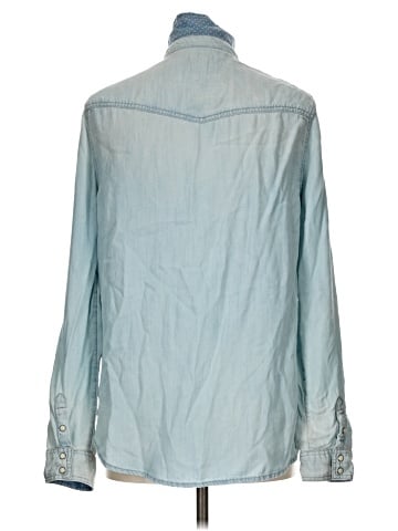 American Eagle Outfitters Denim Jacket (view 2)