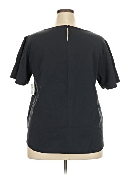 Lark & Ro Short Sleeve T-Shirt (view 2)