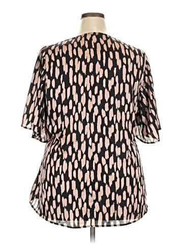 Andree by UNIT Short Sleeve Blouse (view 2)