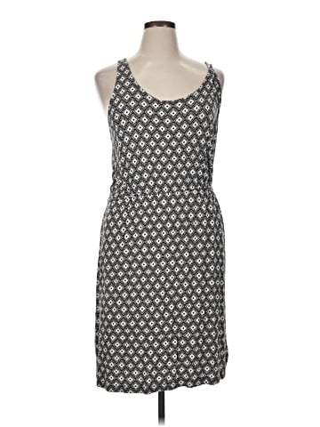 Old Navy Casual Dress (view 1)