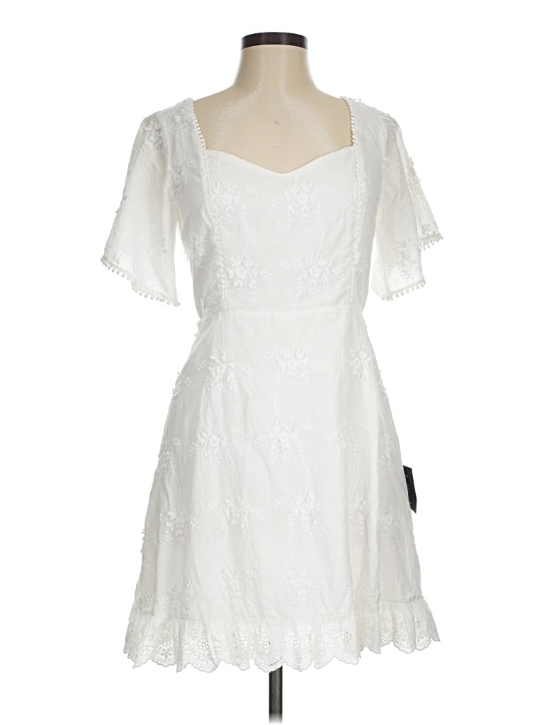 Pre-owned Lulus Cocktail Dress In White