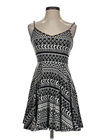 Forever 21 Casual Dress (view 1)