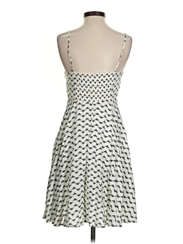 Old Navy Casual Dress (view 2)