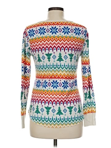 Old Navy Pullover Sweater (view 2)
