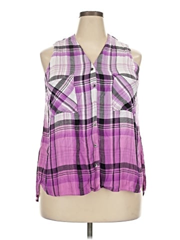 Rock & Republic Sleeveless Button-Down Shirt (view 1)