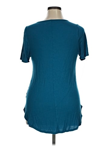Lane Bryant Short Sleeve T-Shirt (view 2)