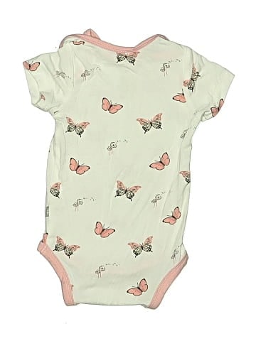 Kyte Baby Short Sleeve Onesie (view 2)