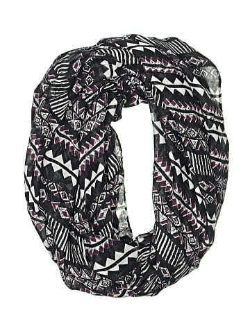 Empyre Scarf (view 1)