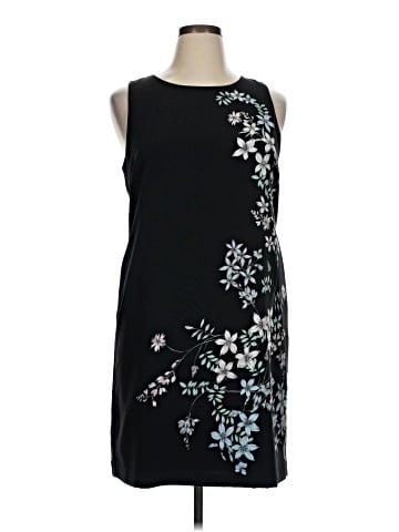 Vince Camuto Cocktail Dress (view 1)