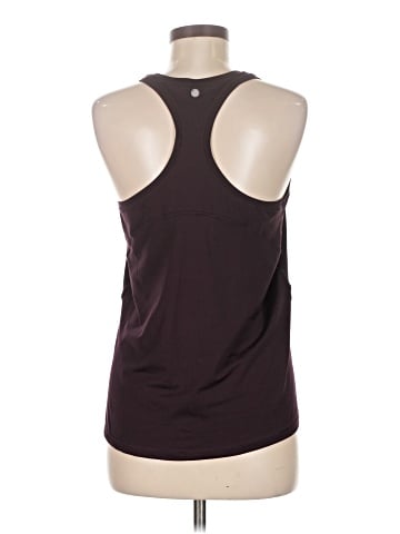 Yogalicious Sleeveless Top (view 2)
