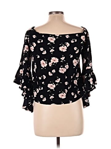 Fashion Web 3/4 Sleeve Blouse (view 2)