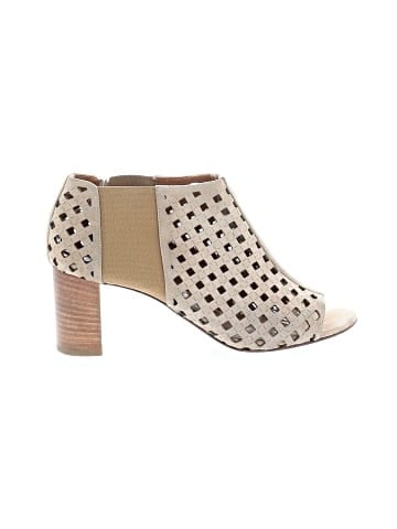 AQUATALIA Ankle Boots (view 1)