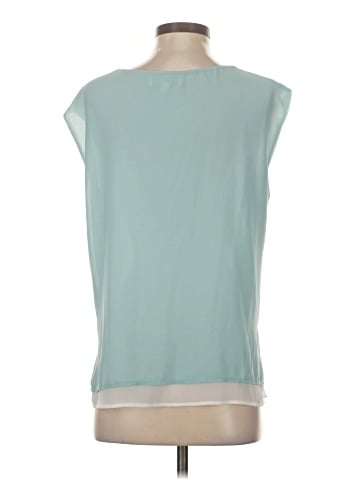 Olive and Oak Sleeveless Blouse (view 2)
