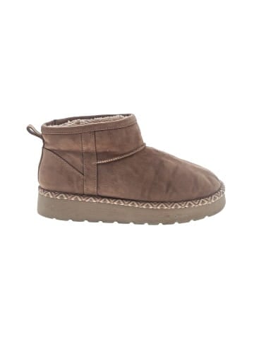 X-Appeal Ankle Boots (view 1)