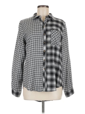 Maurices Long Sleeve Button-Down Shirt (view 1)