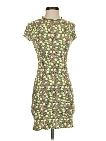 Urban Outfitters Casual Dress (view 1)