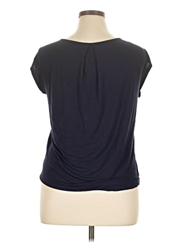 Cable & Gauge Short Sleeve Top (view 2)
