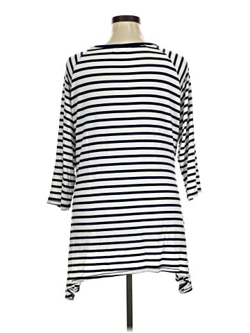 Closet Full 3/4 Sleeve Top (view 2)