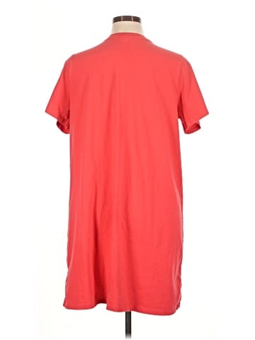 Old Navy Casual Dress (view 2)